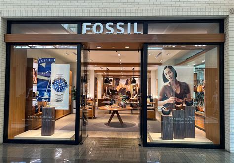 Fossil Store locations in Friendswood, Tx .